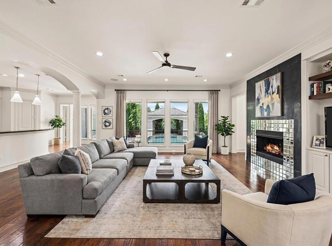 Modern Luxury In A Timeless Setting - The Estates at Tour 18